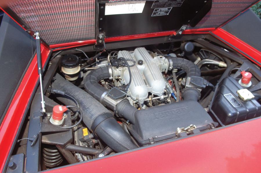  Ferrari Mondial T Cabriolet 1989 года  (фото 22 из 24)